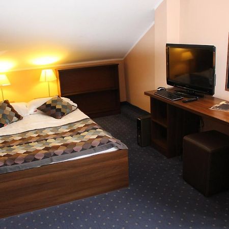 Hotel Colnus Kolno  Dış mekan fotoğraf